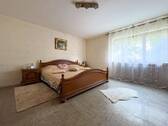 Schlafzimmer (EG) - 