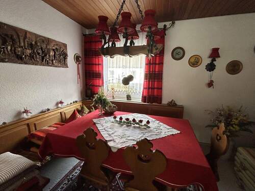 Esszimmer EG - 6 Zimmer Einfamilienhaus in Kalchreuth