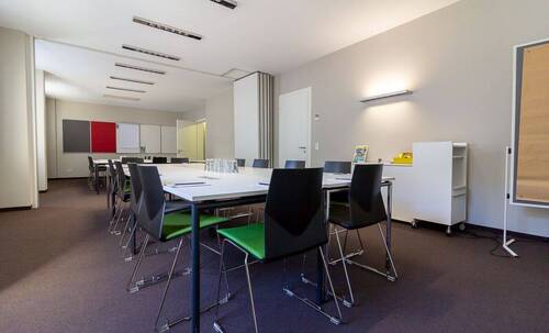 Bild 4 - Büro mit 4,00 m&sup2; in Frankfurt am Main zur Miete