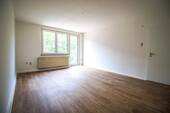 Wohnzimmer - 3 Zimmer Etagenwohnung zur Miete in Bottrop