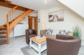 Treppe zum oberen Bereich - Etagenwohnung mit 60,00 m² in Timmendorfer Strand zum Kaufen
