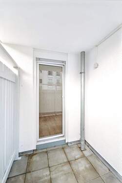 Terrasse Zugang Wohnung - Etagenwohnung mit 43,00 m&sup2; in Bonn zum Kaufen