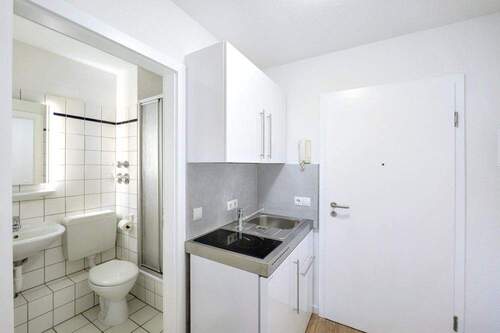 Badezimmer u. Küche - 