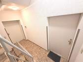 Nur zwei Wohnungen auf der Etage - 