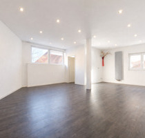 Modernisiertes Stadthaus mit großer Dachterrasse & viel Platz im Herzen von Kleiningersheim