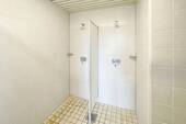 Duschen_Pool_und Sauna - 