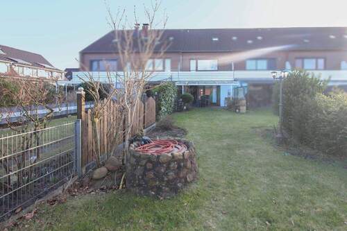Rückansicht - Ideal fu?r Familien - Vollsta?ndig renoviert & energieeffizient!