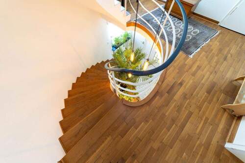 Flur OG mit Eichenparkett - 