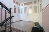 Treppenhaus - Etagenwohnung mit 52,20 m&sup2; in Chemnitz zum Kaufen