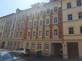 Ansicht vorn - Großzügige 3-Zi-Maissonette-Whg. mit 2 Balkonen