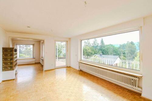 Wohn- und Essbereich EG - 