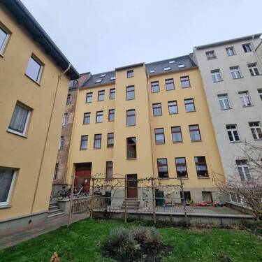 Außenansicht hofseitig 02 - 