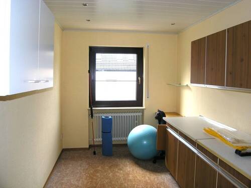 Arbeits- bzw. Kinderzimmer 2 - 