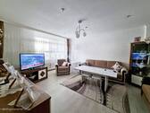 Wohnzimmer - Vermietete 2,5-Zimmer-Altbau-Wohnung mit Garten und 2 Extras im Neuköllner Schiller-Kiez!