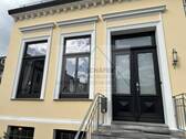 Eingang - 4 Zimmer Doppelhaushälfte zum Kaufen in Bremen