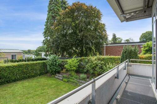 Blick in den Garten - Doppelhaushälfte mit 173,00 m&sup2; in Bonn zum Kaufen