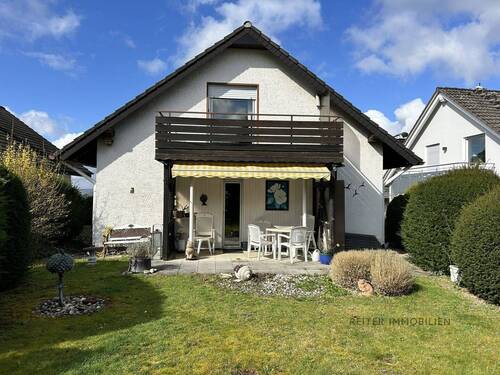 Außenansicht Garten - Petersberg: Ruhe, Aussicht, Freiraum: Ein Rohdiamant am Wendehammer sucht seinen Schleifer