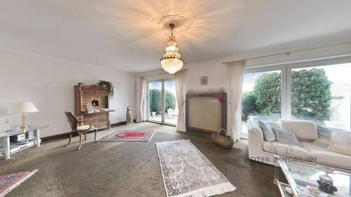 EG: großzügiger Wohnbereich mit Zugang zur Südwestterrasse - 