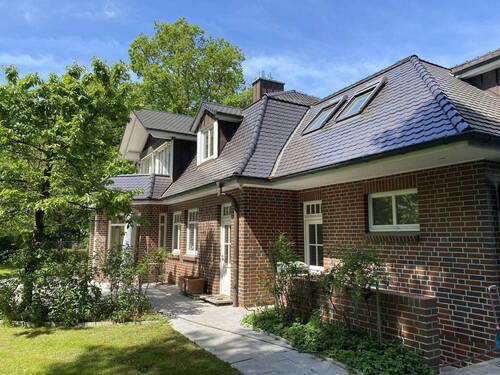 Gartenseite - 9 Zimmer Mehrfamilienhaus, Wohnhaus zum Kaufen in Quickborn