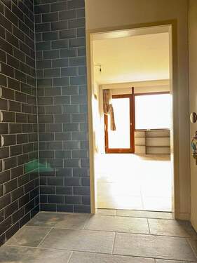 Flur_NEU - 