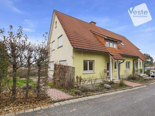 Bild1 - Großzügige Doppelhaushälfte in stadtnaher Lage - Ruhiges Wohnen mit traumhaftem Weitblick