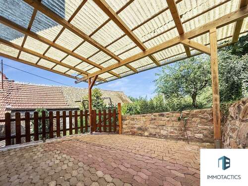 Terrasse - 7 Zimmer Einfamilienhaus zum Kaufen in Hochstätten