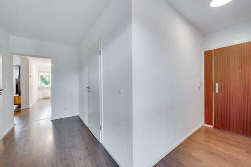 Eingangsbereich - 2 Zimmer Etagenwohnung in München
