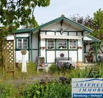 Privatgarten mit Gartenlaube in schöner Lage von Mühlhausen