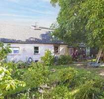 Handwerker aufgepasst: Sanierungsbedürftiges EFH mit Garten und Garage in grüner Lage - Staßfurt Rathmannsdorf