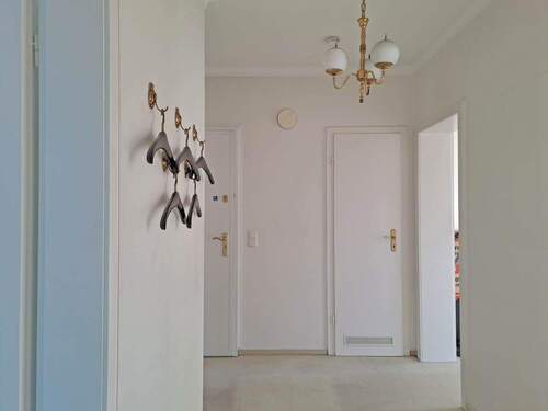 Flur - 3 Zimmer Etagenwohnung in Essen