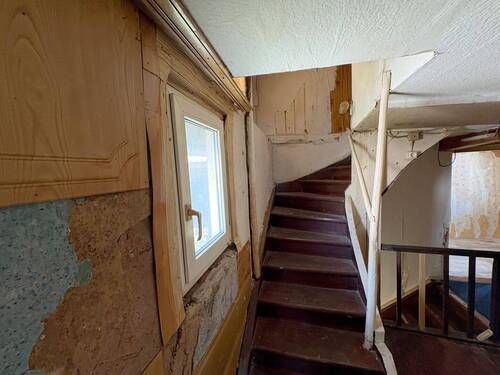 Treppe zum DG - 