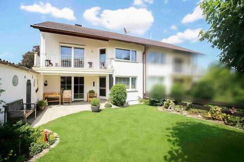 Garten u. Haus (Süd) - Wertige DHH in ruhiger und familienfreundlicher Lage von Gauting