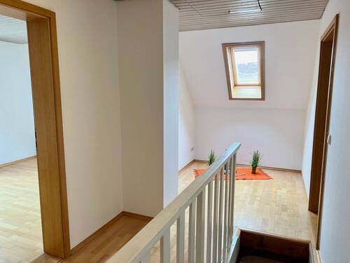 Galerie mit Büroecke - 