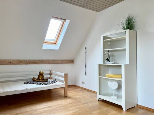 Kinderzimmer-Gast-Büro - 