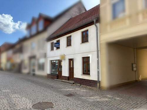 Frontansicht - 6 Zimmer Einfamilienhaus in Stavenhagen