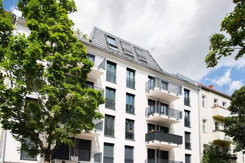 Fassade - 4 Zimmer Etagenwohnung zum Kaufen in Berlin