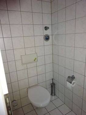 WC - 