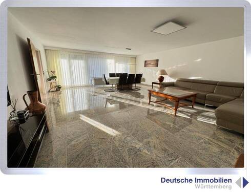 Wohnzimmer OG - Mehrfamilienhaus, Wohnhaus mit 224,90 m² in Bad Urach zum Kaufen