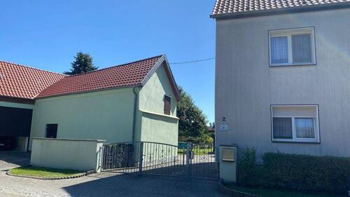 Straßenansicht - 