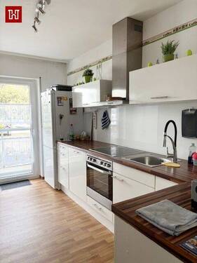 .. mit Einbauküche ! - Etagenwohnung mit 61,40 m&sup2; in Kitzingen zum Kaufen