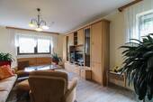 EG Wohnzimmer - 7 Zimmer Einfamilienhaus zum Kaufen in Schwabach