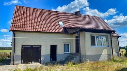 Hofansicht - 5 Zimmer Einfamilienhaus in Arzberg