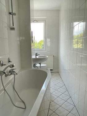 Bad - Beispielfoto Nachbarhaus - 