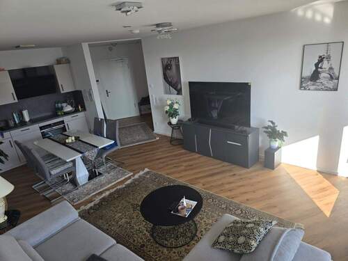 Wohnzimmer - 2 Zimmer Etagenwohnung zur Miete in Frankfurt am Main
