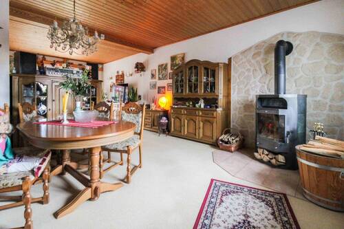 Wohnzimmer mit Kamin - 