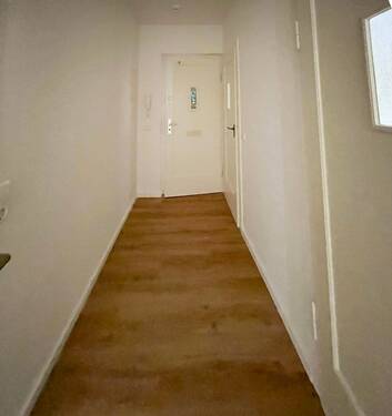 Flur - Etagenwohnung mit 58,00 m² in Leipzig zur Miete