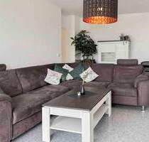 Modernisierte 2-Zimmer-Wohnung mit Westbalkon und Aufzug - Nürnberg Zollhaus