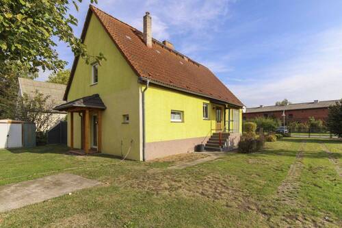 Außenansicht - Gestaltungspotenzial in grüner Lage: Realisieren Sie selbst Ihr Zuhause nach eigenen Vorstellungen