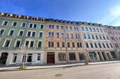 Hausansicht Vorderhaus - 3 Zimmer Etagenwohnung zum Kaufen in Dresden