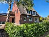 Ansicht - Sanierte Erdgeschosswohnung mit Garten in Hohenkirchen